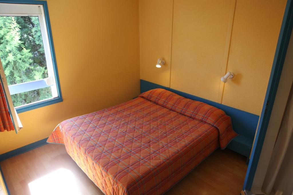 Hotel Floreal Balaruc-le-Vieux Ruang foto