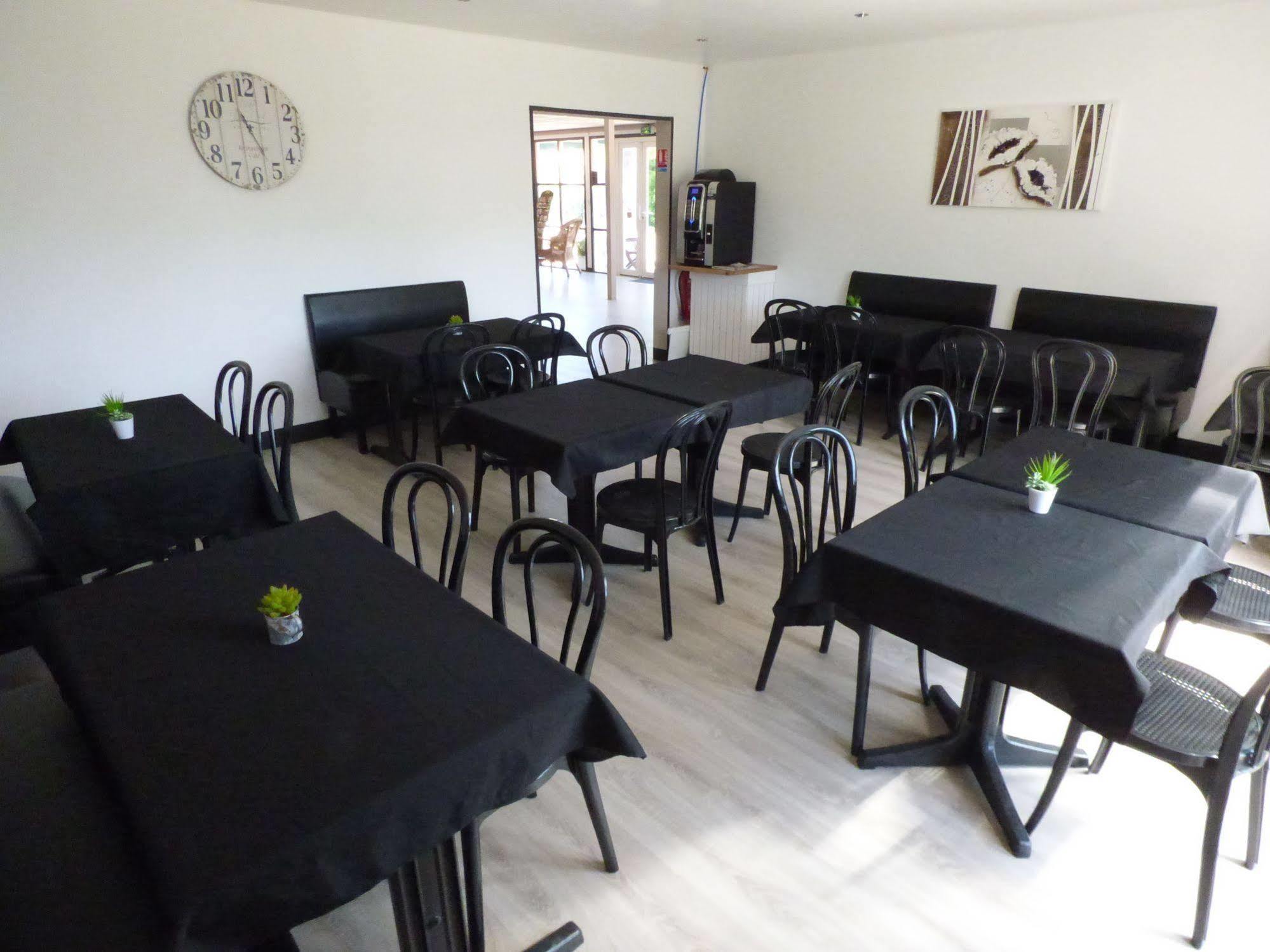 Hotel Floreal Balaruc-le-Vieux Bagian luar foto